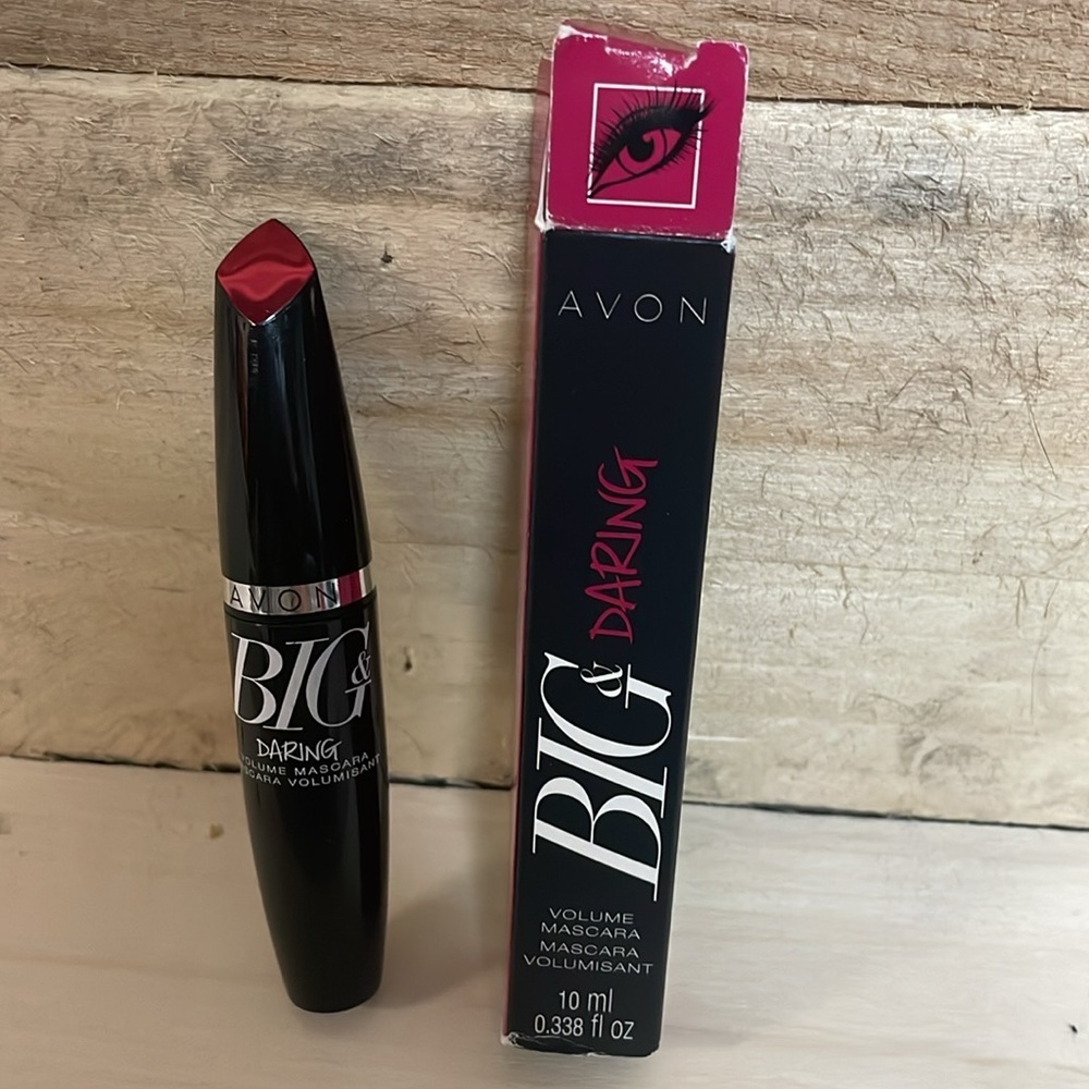 Avon Big & Daring Volume Mascara - Blackest Black - Picture 8 of 8